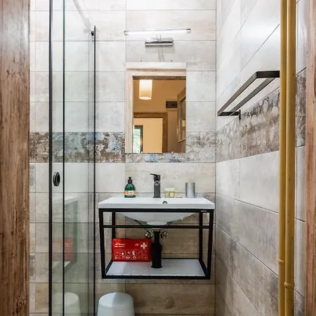 Center 1bd Flat With Workspace By Flat Mаnager *