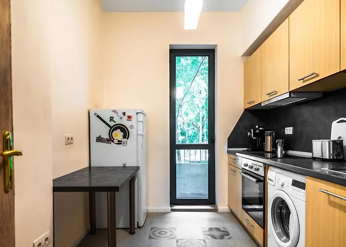 Apartament Center 1bd Flat With Workspace By Flat Mаnager *