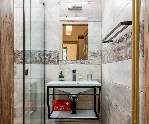 Center 1bd Flat With Workspace By Flat Mаnager *